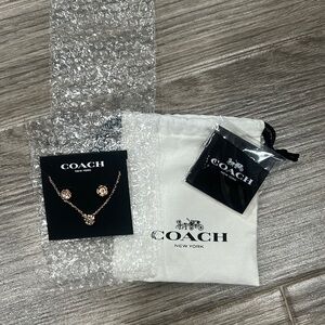 Coach earrings set and necklace rose gold